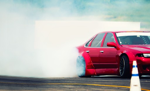 How to Do a Perfect Burnout With Your Car | Tyroola