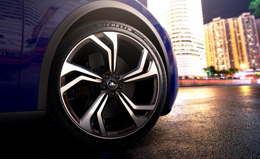 EV tyres for high-performance hybrid/electric vehicles