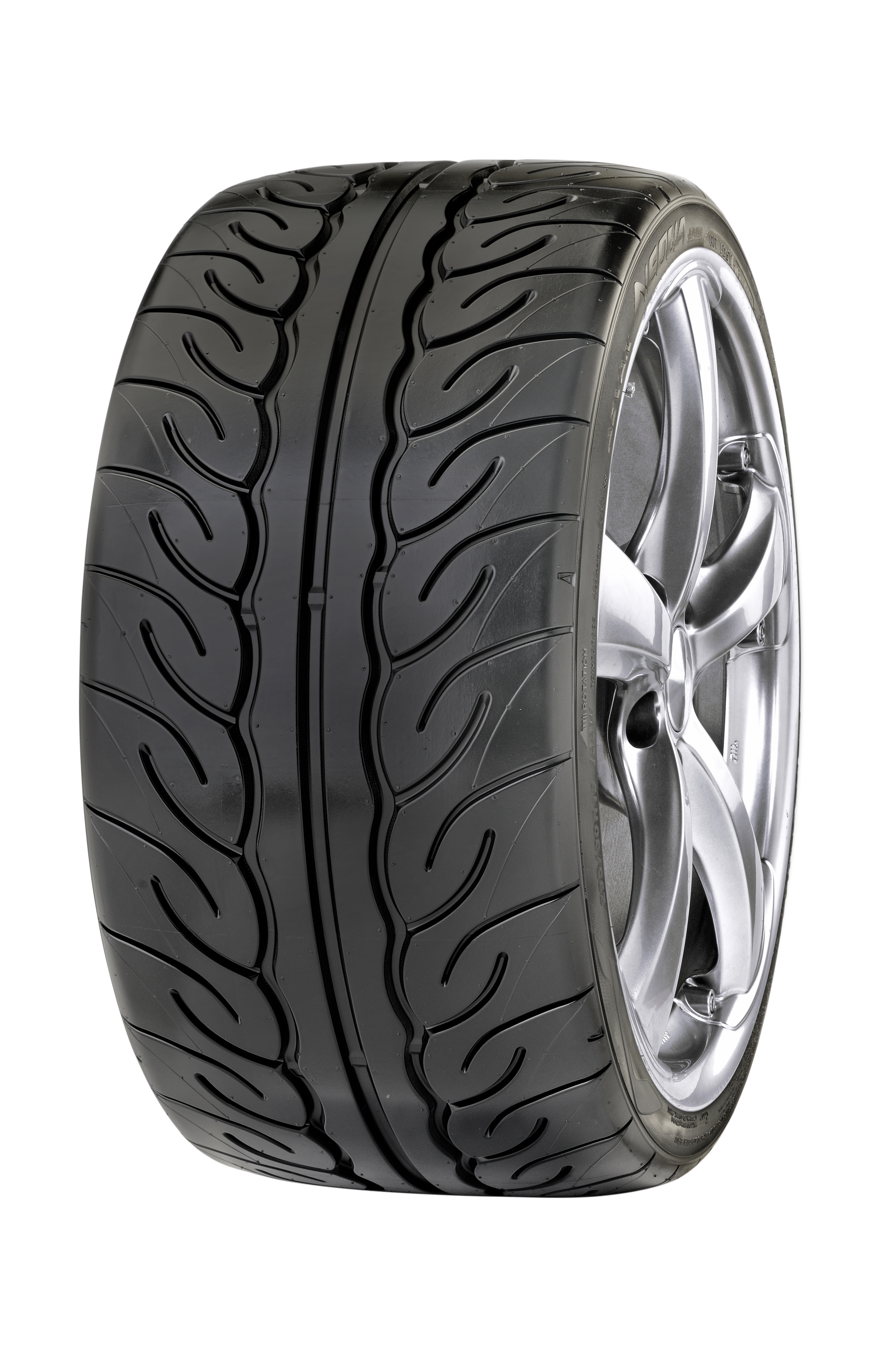 最終値下げADVAN NEOVA AD08 R 235/40R18 4本セット② ヨコハマ ADVAN NEOVA AD08R 235/40R18 2本 2021年製 『690』 ADVAN