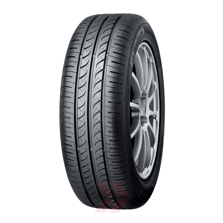 バリ山　2024年製 国産 185/65R15 ヨコハマ ブルーアース 4本 ヨコハマタイヤ 4本 バリ山 新車外し 2025年製 中古 夏 サマータイヤ