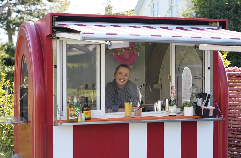 Billede 1 af 4 af Cocktailvogn: Drinks on Wheels