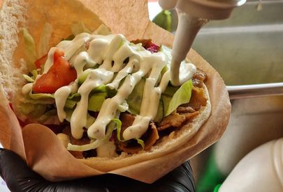 Billede 4 af 5 af Friske og lækre kebabretter fra larsens madvogn