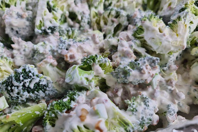 Billede 2 af 9 af Saftig og sprød helstegt pattegris med valgfrit tilbehør