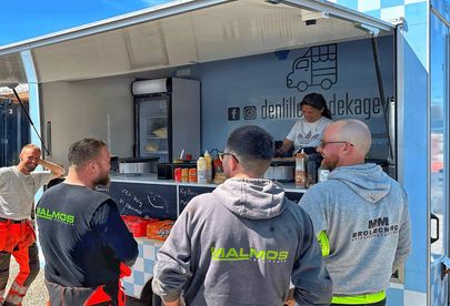 Billede 2 af 10 af Himmelske søde pandekager med et hav af lækre toppings