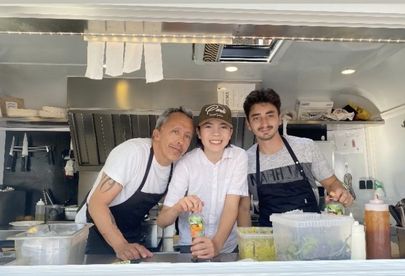 Billede 3 af 5 af Mexicanske burritos skabt med hengivenhed og autencitet