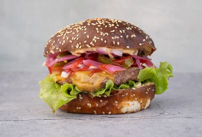 Billede 2 af 5 af Roadhouse Burgers – saftige bøffer og smørblød brioche