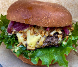 Billede 4 af 5 af Flammegrillede og smagfulde brioche-burgers