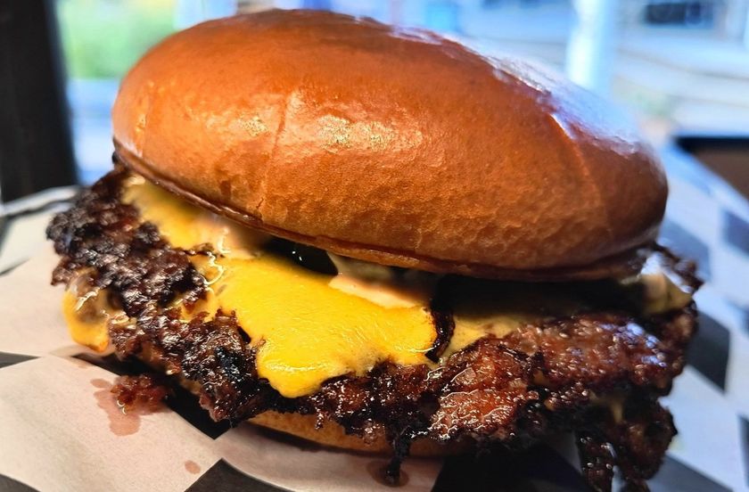 Billede 1 af 8 af Hill's grill: Double smash & belgian fries