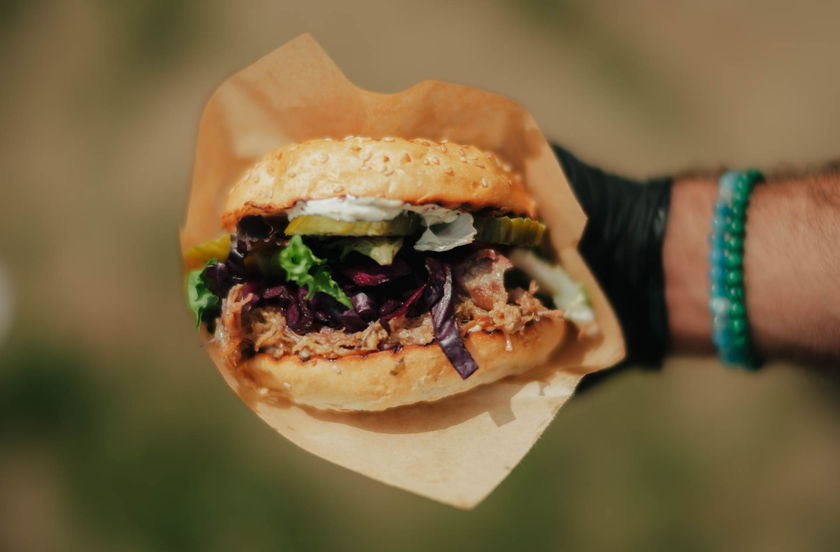 Billede 1 af 7 af Duck burger med andeconfit – sprød, cremet og smagfuld