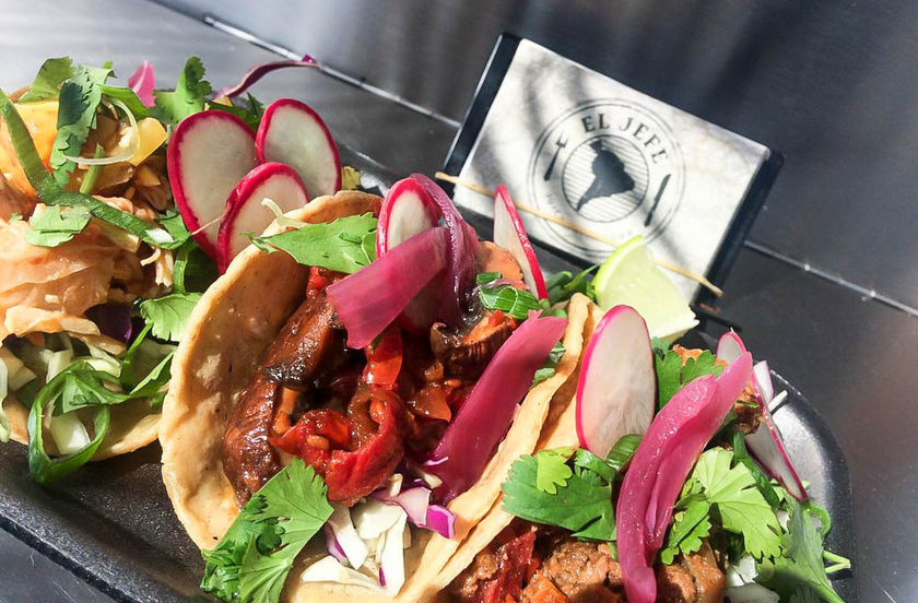Billede 1 af 6 af Latinamerikansk julefrokost fra foodtruck