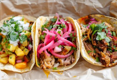 Billede 4 af 5 af Foodtruck med sliders, fritter, tacos og asiatisk