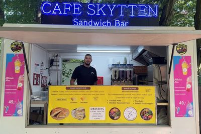 Billede 3 af 7 af Cafe Skyttens friske sandwiches med hjemmelavede dressinger