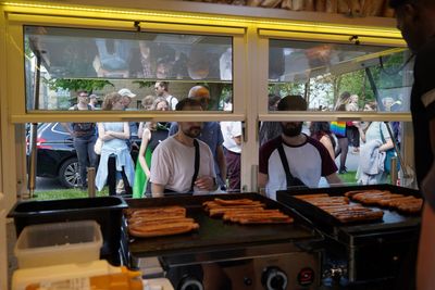 Billede 1 af 3 af Pølsemesterens grillbar: Lækkerier fra gadehjørnet