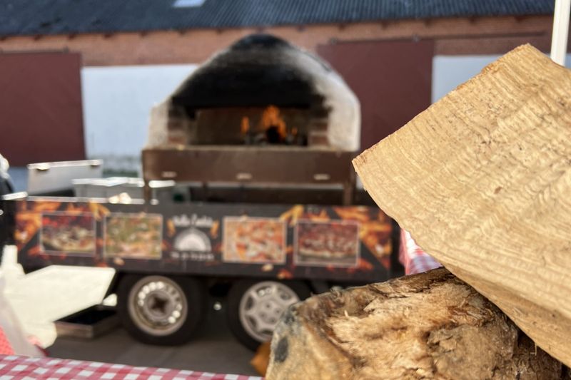 Billede af Ny Standards Rullende Pizzaovne