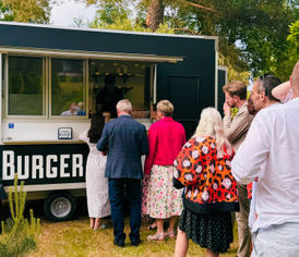 Billede 4 af 8 af Ægte gourmetburgers: Friskbagt, friskhakket, frisklavet