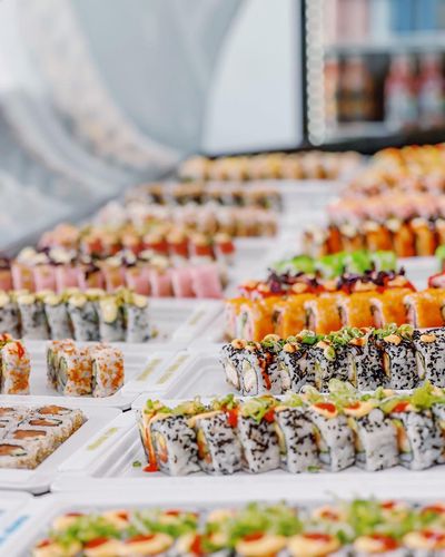 Billede 1 af 14 af Frisklavet sushi med smagoplevelser af høj kvalitet