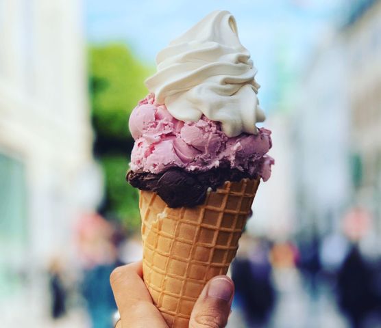 Billede 2 af 9 af Sweets to the Streets isvogn med frosne fristelser