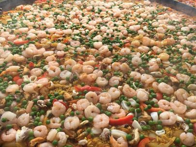 Billede 2 af 10 af Authentic On-Site Paella Food Stall Catering