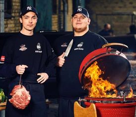 Billede 4 af 3 af Favorit BBQ i grilltelt med prisvindende spareribs og wagyu okse