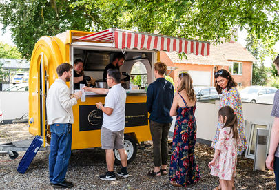 Billede 3 af 5 af Gastro julefrokost serveret fra hyggelig foodtruck