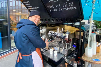Billede 1 af Kaffevogn med gløgg og julesmåkager