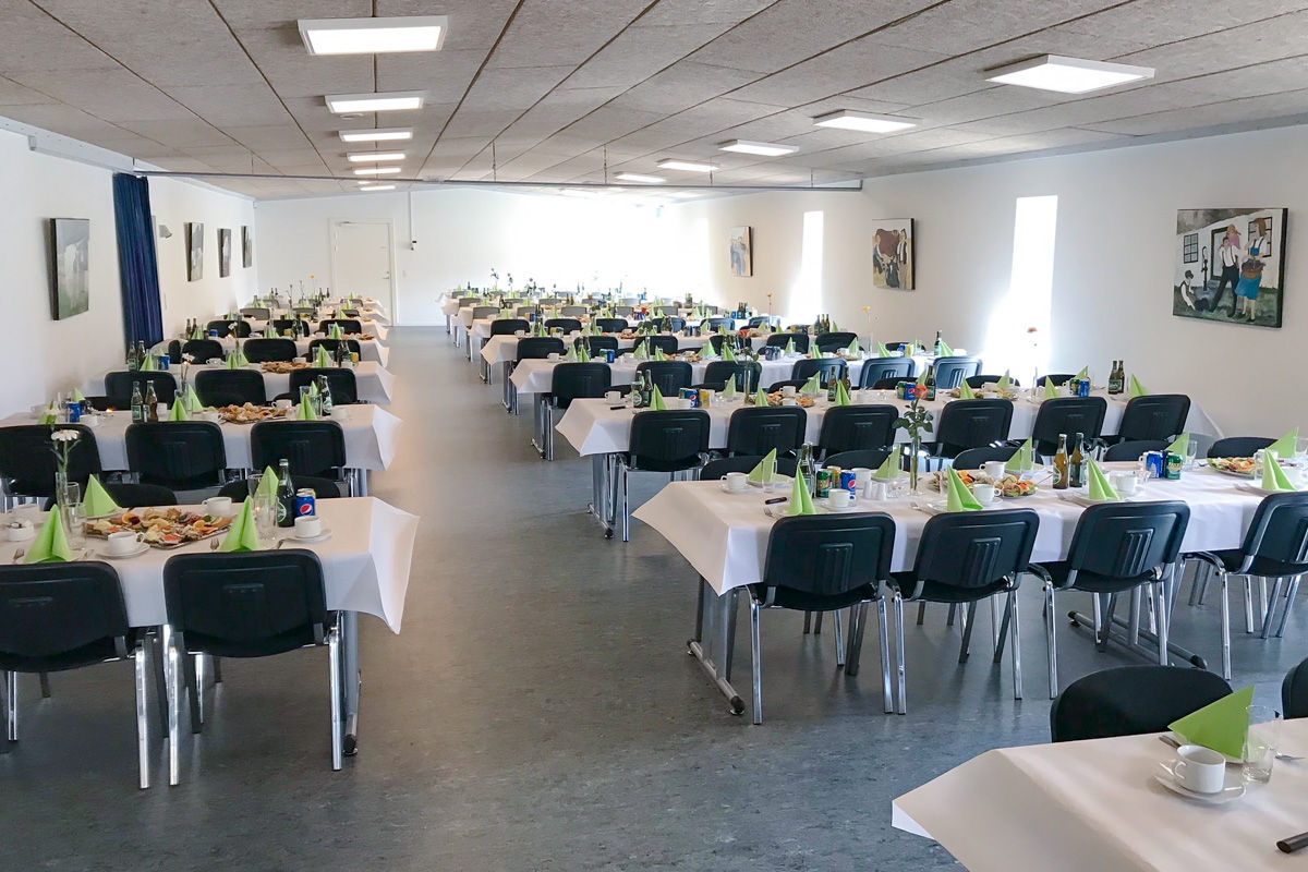 Stalden ved Byhallen