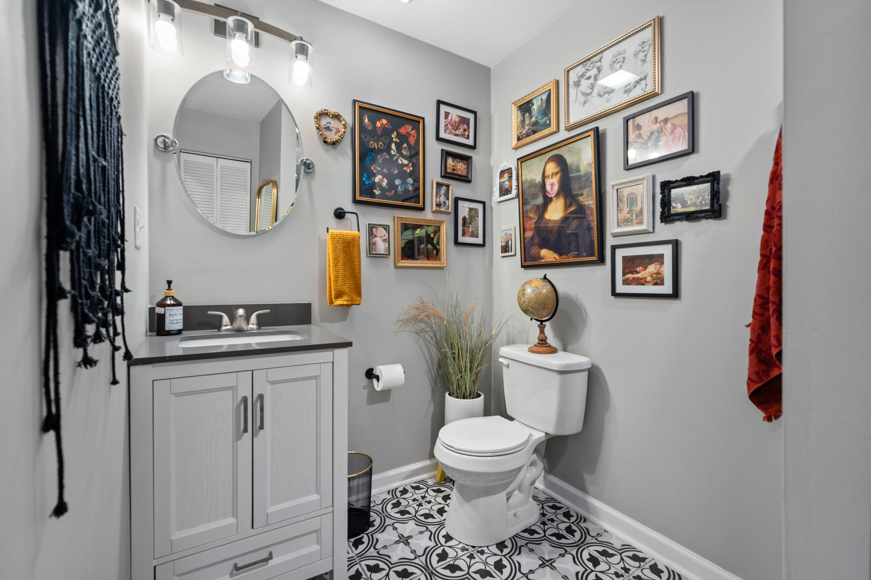 Modern bathroom in a professionally designed mid-term rental property