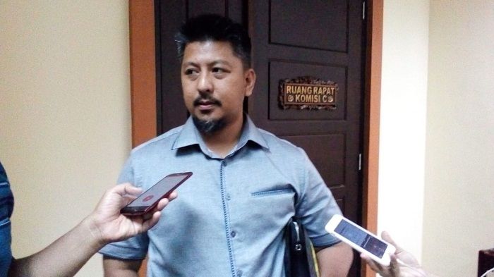 wakil ketua Komisi C DPRD Jatim Renville Antonio. (FOTO: NUSANSTARANEWS.CO/Setya)