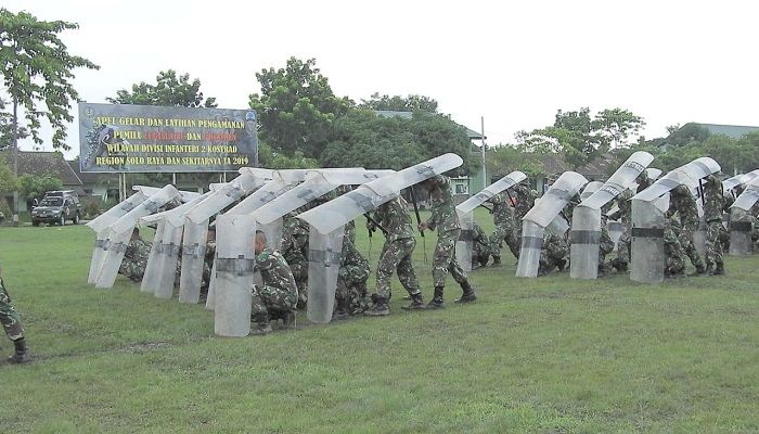 Armed 12 Kostrad bakal kawal Pemilu di Ngawi. (Foto: Istimewa)
