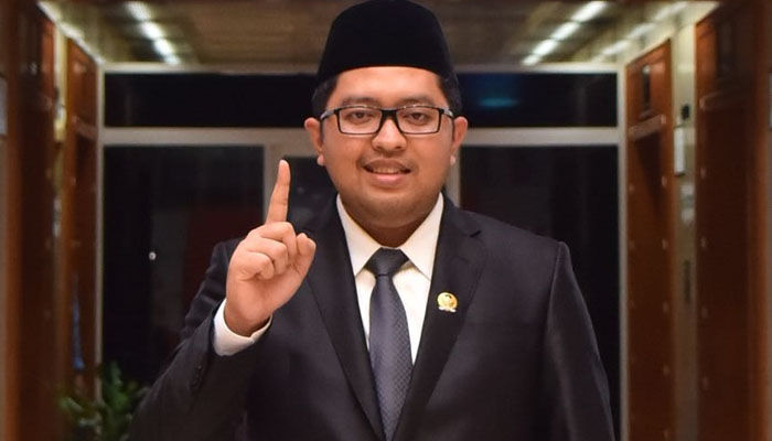 Lukmanul Khakim Dinilai Layak Diperhitungkan di Kabinet Jokowi-Ma'ruf Wakili Generasi Milenial