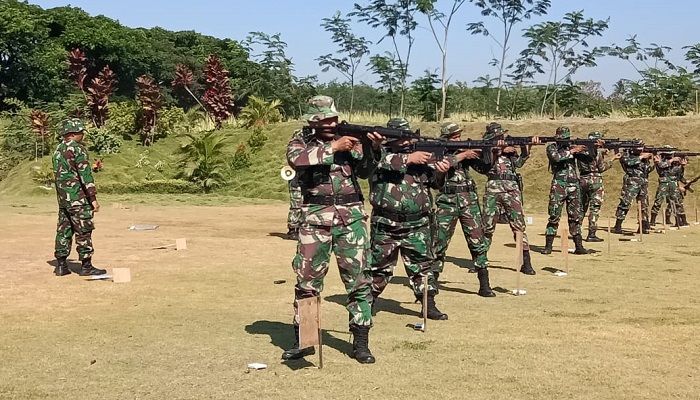 Kemampuan Menembak Keahlian Wajib Setiap Prajurit Tni