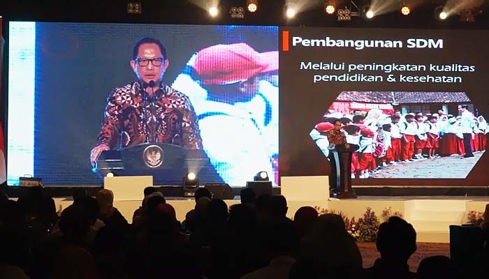 Mendagri Larang Kepala Daerah Komentar Soal Corona