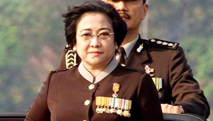 Perempuan dalam Politik: Peran Krusial Megawati dalam Perkembangan Politik Indonesia 