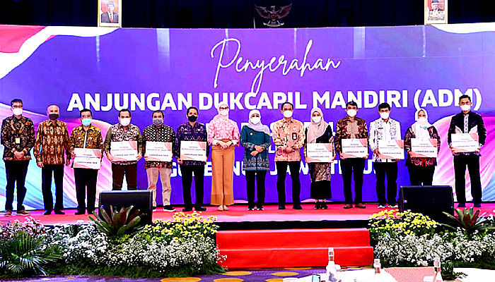 Keren ! Pertama di Indonesia, di Provinsi Jatim semua kota/kabupaten punya mesin ADM