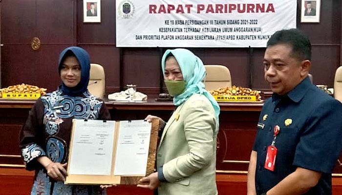 Bupati Nunukan sampaikan Nota Keuangan APBD Perubahan Tahun 2022