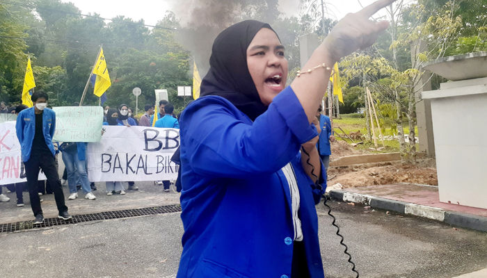 Aliansi aahasiswa Nunukan gelar aksi damai sikapi kenaikan harga BBM.