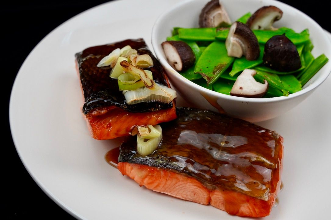 Salmon w/ Teriyaki Glaze