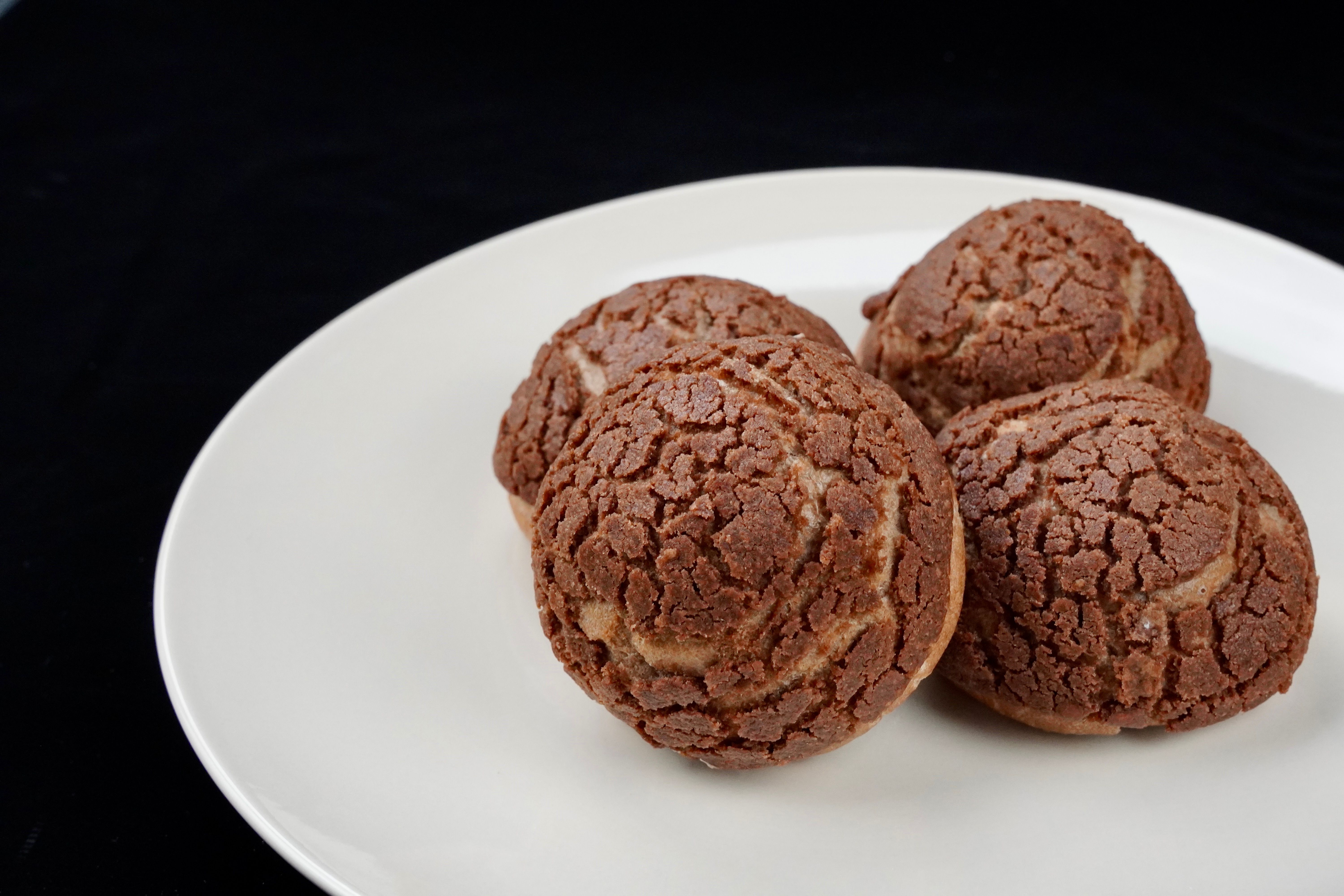 Protein Cream Puffs (Chocolate) - 6pcs/ Box