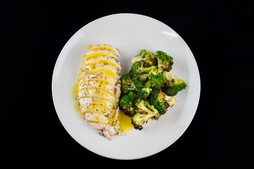 Lemon Dressing Chicken Breast x Broccoli - Nutrify Basics