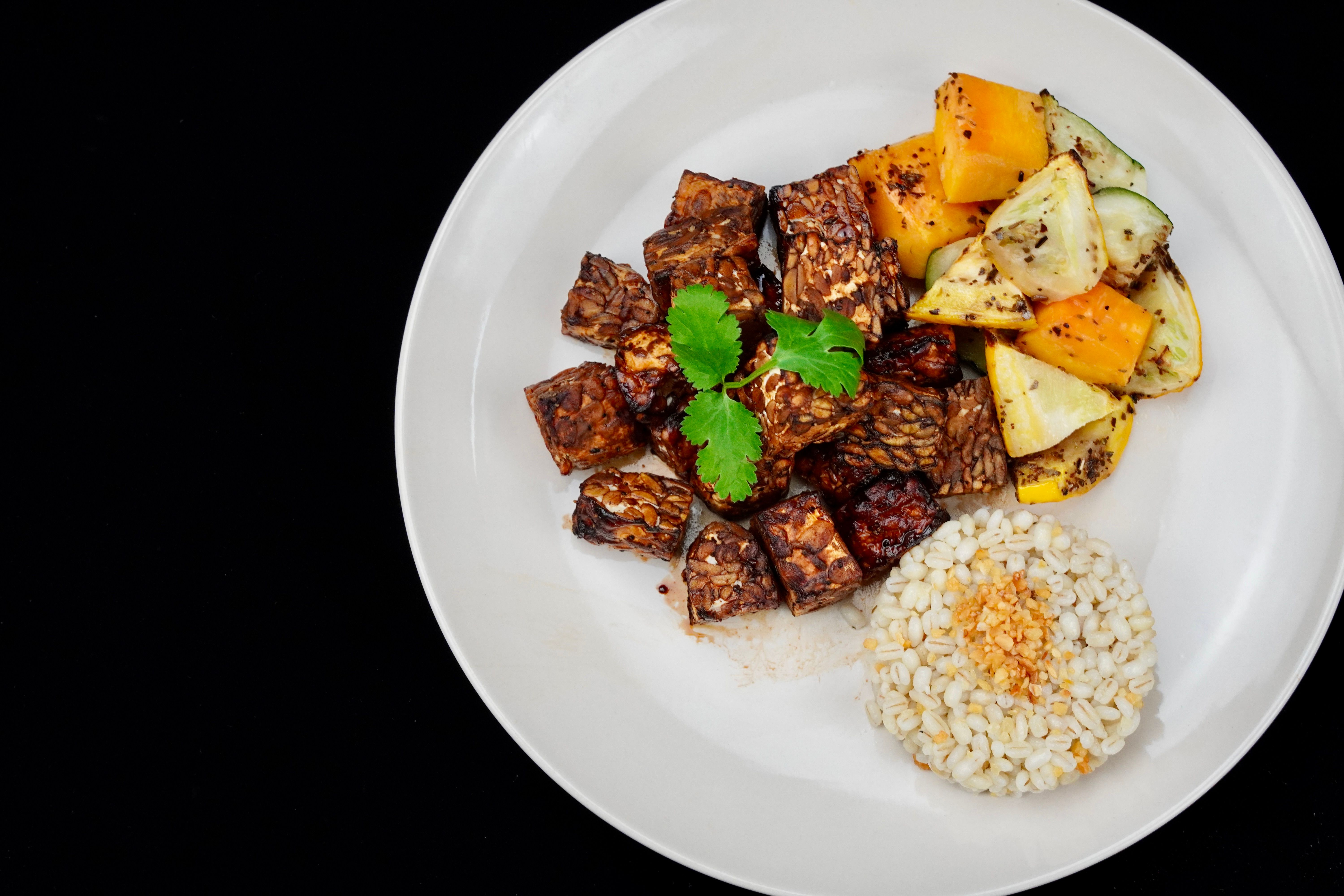 Sesame Soy Glaze Tempeh                