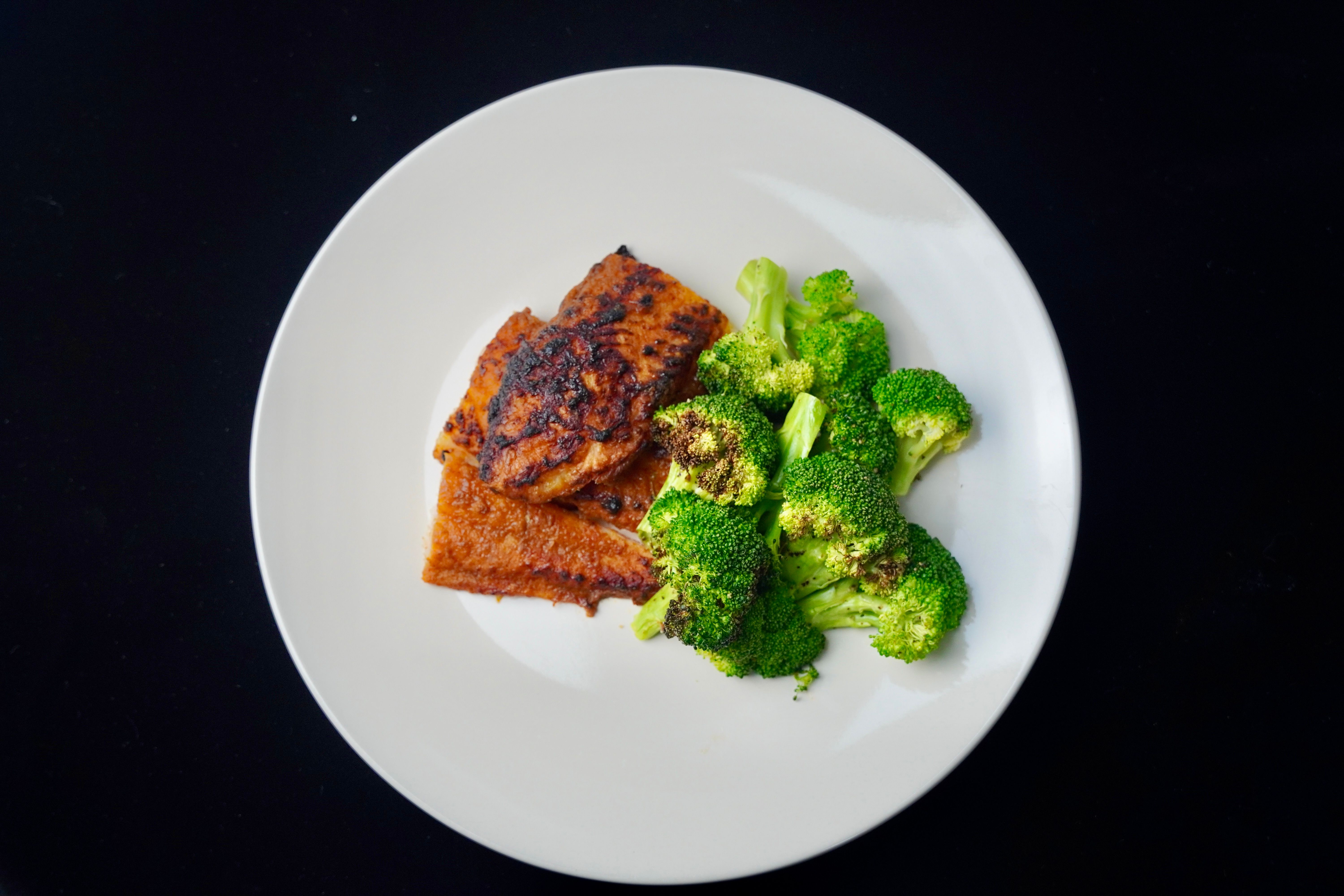 Tom Yum Dory x Broccoli - Nutrify Basics