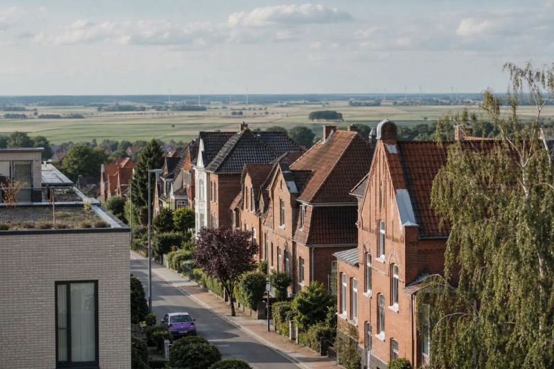Niedersächsische Backsteinhäuser mit Giebeln