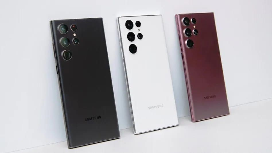 Samsung चा सर्वात पावरफूल स्मार्टफोन Galaxy S22 Ultra लॉन्च, जाणून घ्या किंमत आणि फीचर्स