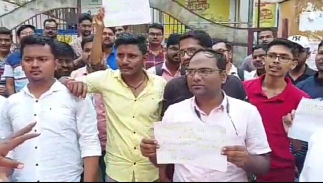 सारथी प्रमाणे महाज्योती संस्थेला निधी द्यावा, एमपीएससी विद्यार्थ्यांची पुण्यात आंदोलनातून मागणी