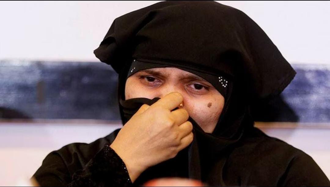 सामूहिक बलात्कार प्रकरण : दोषींच्या सुटकेच्या विरोधात बिल्किस बानो यांची सर्वोच्च न्यायालयात धाव