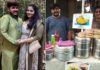 एमबीए पास दाम्पत्य रेल्वे स्टेशनवर चालवतात फूड स्टॉल