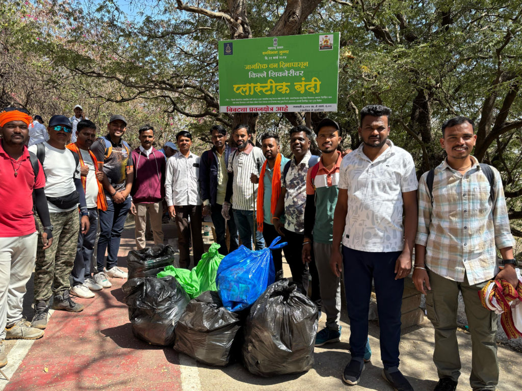 महाराष्ट्र राज्य दुर्ग संवर्धन संस्थेच्या वतीने 'दुर्ग शिवनेरी दुर्ग सफर व स्वच्छता मोहीम’ हा उपक्रम दिनांक ९ मार्च रविवारी शिवनेरी गडावर मोठ्या उत्साहात संपन्न झाला. या मोहिमेत दुर्गप्रेमी, पर्यटक आणि स्थानिक नागरिकांनी मोठ्या संख्येने सहभाग नोंदवला होता.