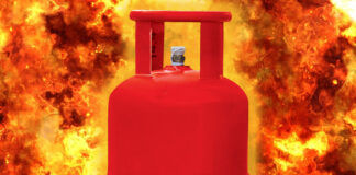 Massive gas cylinder explosion in Chhatrapati Sambhajinagar