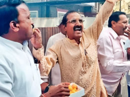 Suresh Kalmadi Supporters Celebrate Outside Residence