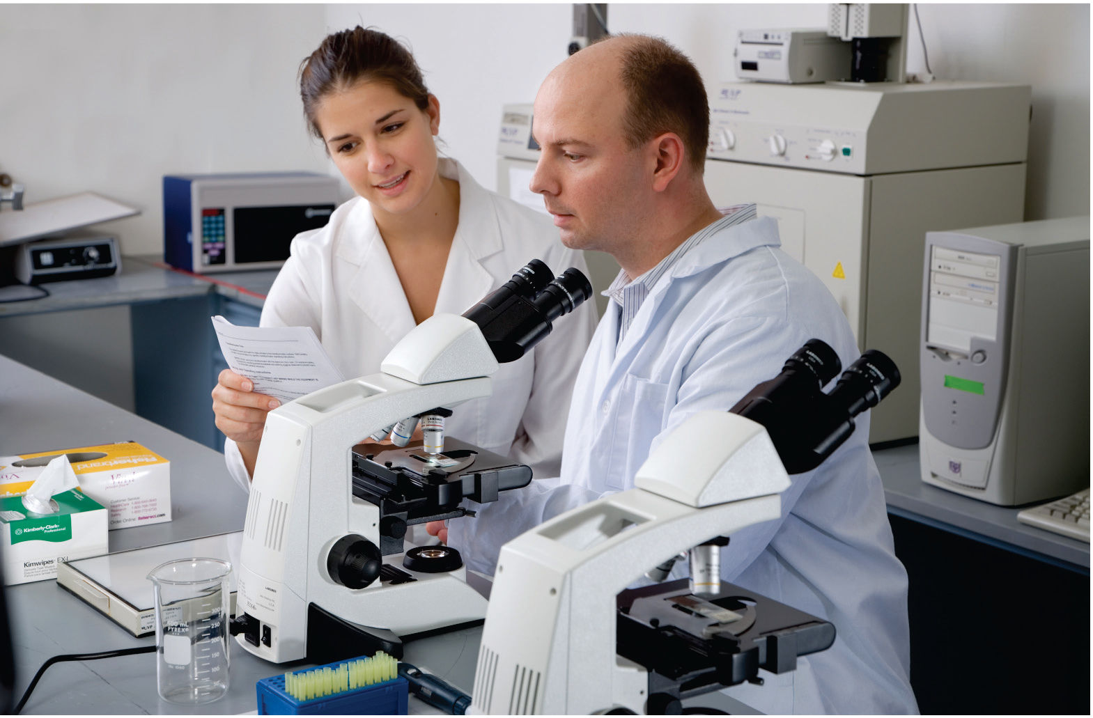 Labomed Lx 400 Microscope Advantages